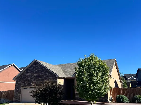 2721 Plains St, Laramie, WY 82072
