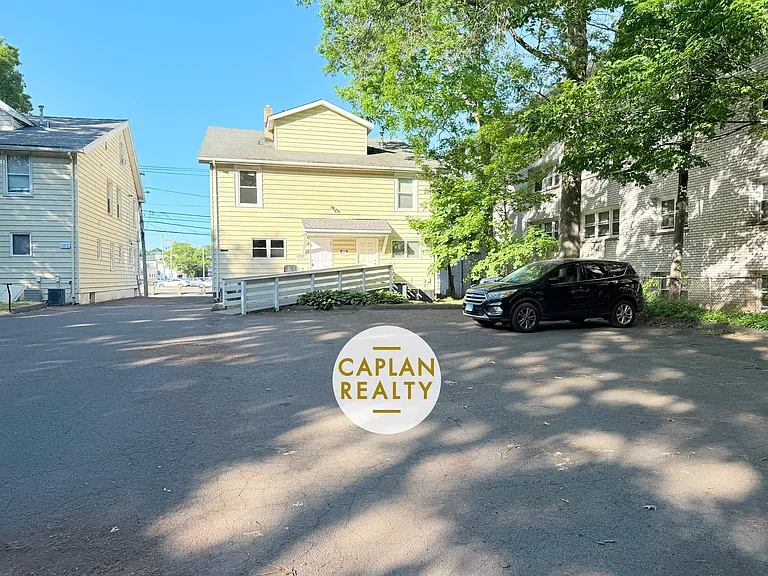 736 Savin Ave — Photo 6