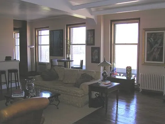 Rented by Triumph Property Group | media 22