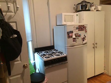 3rd image of 14 Morton St APT 7