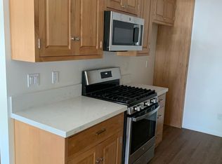 8740 Owensmouth Ave, Canoga Park, CA 91304
