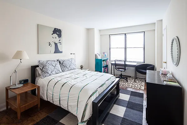 Rented by Douglas Elliman | media 13