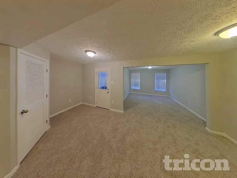 9845 Bayline Cir — Photo 17