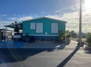 3050 Bounty Ln, Saint James City, FL 33956