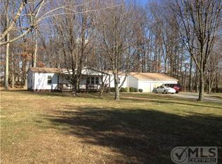 1128 Swamp Rd, Portland, TN 37148