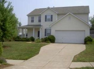 9916 Highlands Crossing Dr, Charlotte, NC 28277