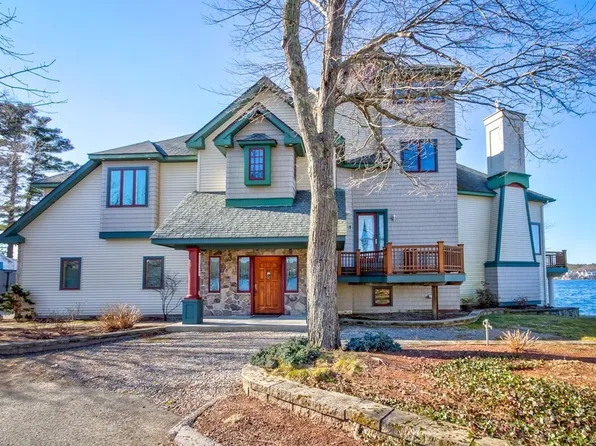 61 Colonial Rd, Webster, MA 01570