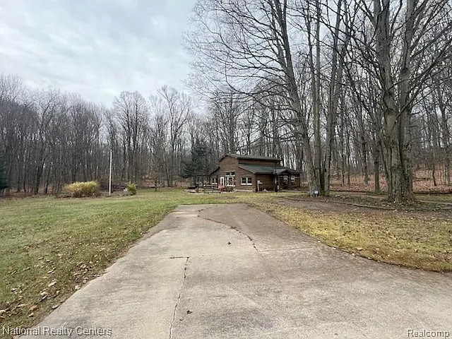 1851 Catob Rd — Photo 12