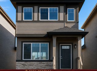 1033 Aster Blvd NW, Edmonton, AB T6T 2V2