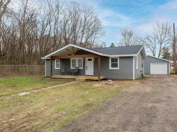 313 E Superior St, Osceola, IN 46561