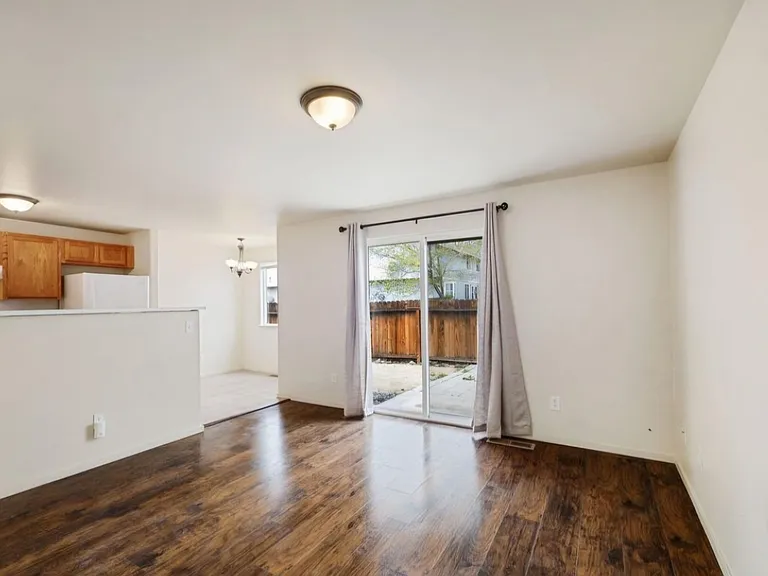 4036 Village Dr — Photo 2