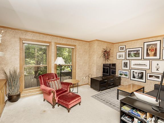 4th image of 1415 W Gateway Cir S Unit 19