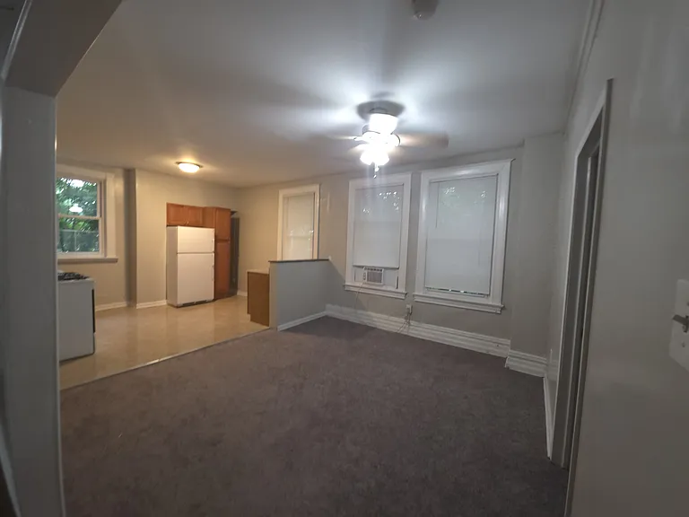 823 Walnut St #2 — Photo 2