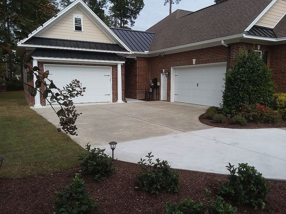 2nd image of 66 Knotty Pine Way