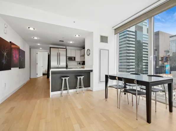 247 West 46th Street image 4 of 16