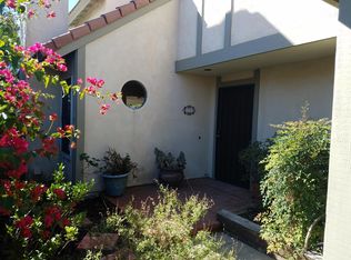 1955 Elm Ridge Dr, Vista, CA 92081