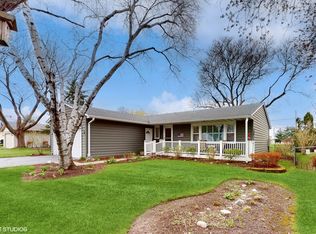 48 Lloyd St, Cary, IL 60013