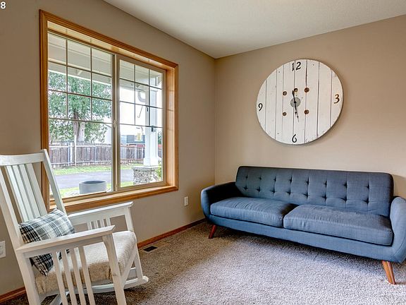 4th image of 106 Dylans Ct