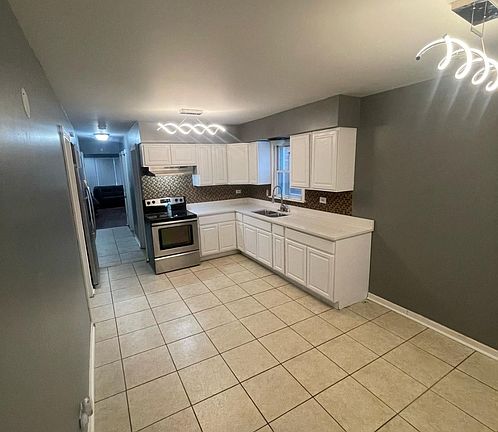 3rd image of 409 S Paxton Ave