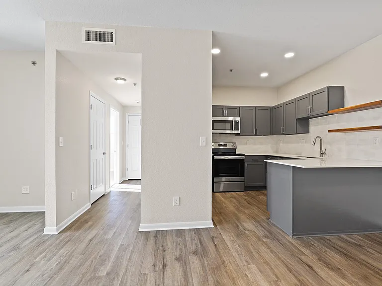 Entryway at Switchback on Platte Apartments in Littleton, CO