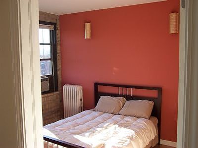 2nd image of 4630 N Beacon St APT 4J