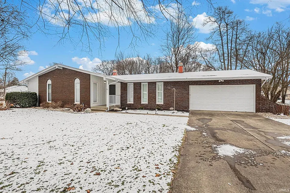 3 bed, 1832 sqft, $950 — Photo 2