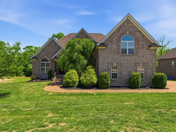316 Ironwood Cir, Gallatin, TN 37066
