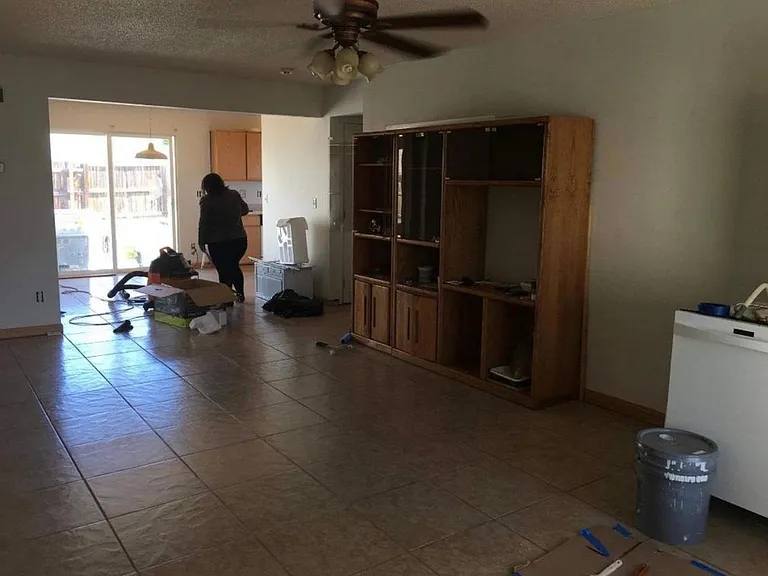 4884 Jasper Ct — Photo 3