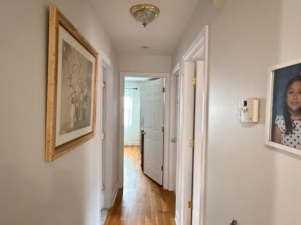 164-35 75th Rd #2, Fresh Meadows, NY 11366