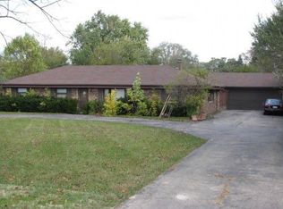 11 N Wolf Rd, Prospect Heights, IL 60070