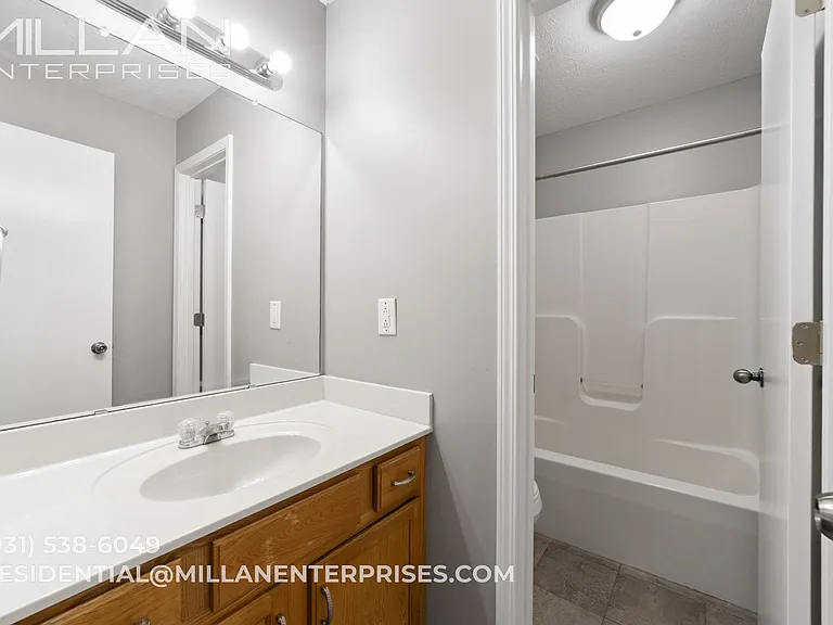 1740 Baltimore Dr — Photo 8
