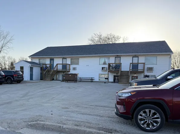 115 N 20th St, Estherville, IA 51334