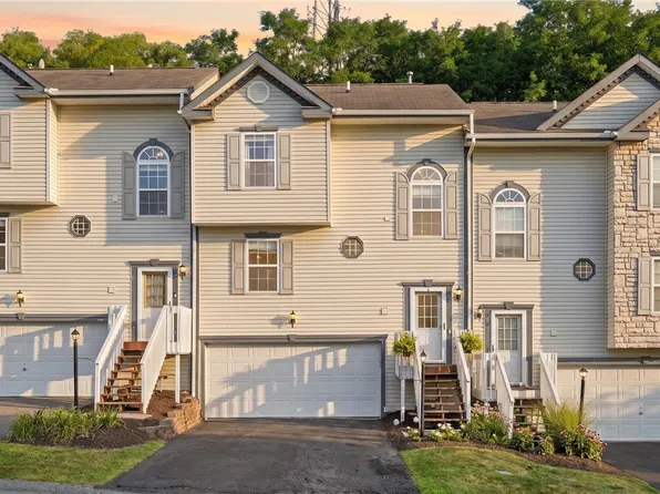 115 Cathedral Ct, Carnegie, PA 15106