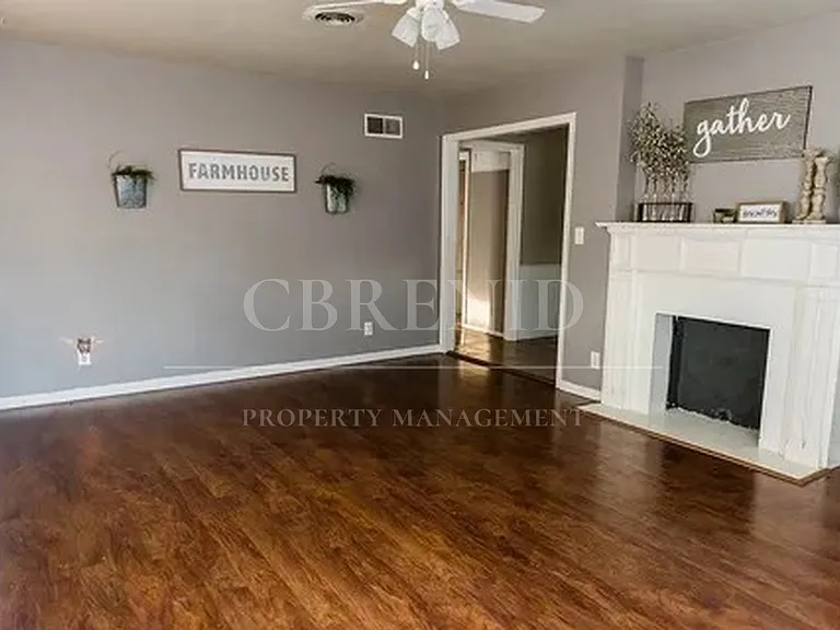 2007 W Randolph Ave — Photo 2