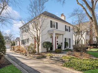 516 Meadow Rd, Winnetka, IL 60093