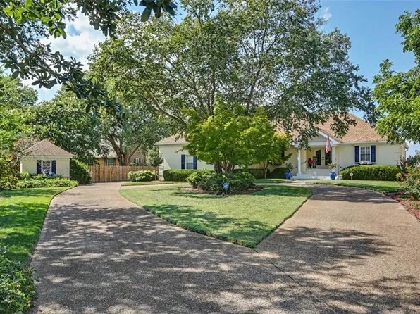70 Old Meribeth Rd, Hampton, VA 23669