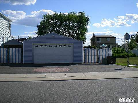 3rd image of 145 Linton Ave