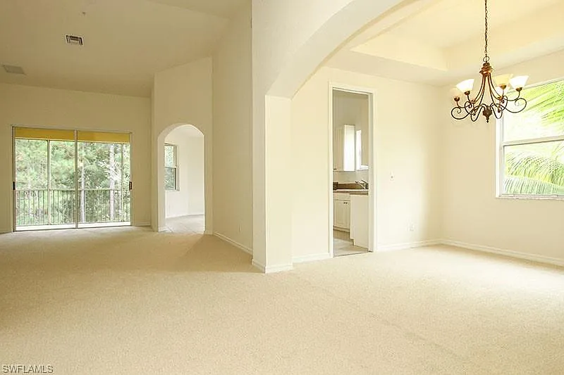 Building Photo - 1315 Mariposa Cir #2204