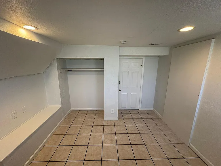 3809 Cherrywood Rd — Photo 4