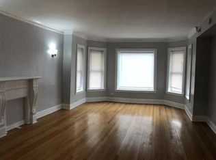 7831 S Essex Ave APT 2F, Chicago, IL 60649