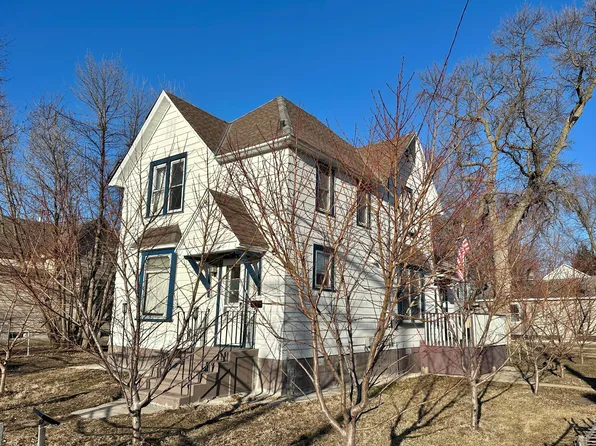 821 Madison Ave, Albert Lea, MN 56007