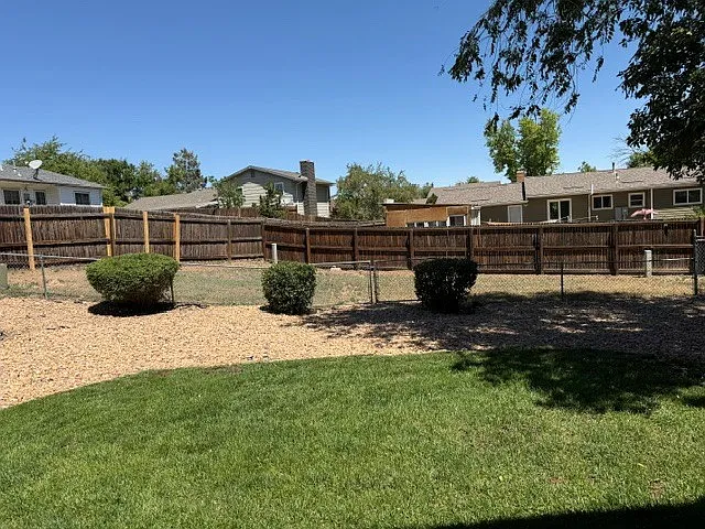 16579 E Dickenson Pl — Photo 2