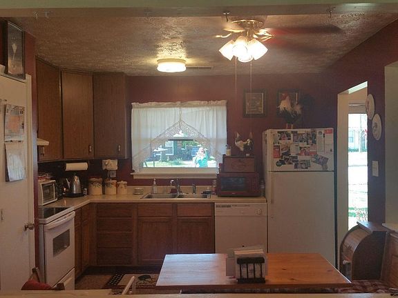 4th image of 3393 Buckhorn Dr
