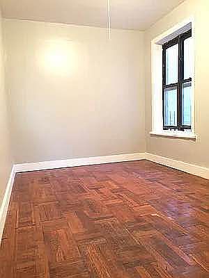 3rd image of 390 E 21st St #5D