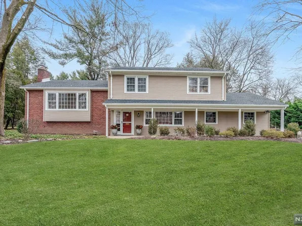 625 Kenwood Rd, Ridgewood, NJ 07450