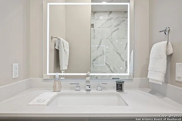 123 Lexington Ave #1308 — Photo 22
