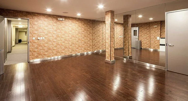 Rented by Lang Realty LLC | media 73