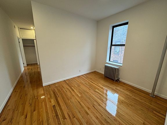 5th image of 285 Mott St APT A25