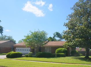 1718 Debbie Ln, Orange Park, FL 32073