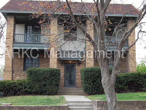 5th image of 4404 Holly St